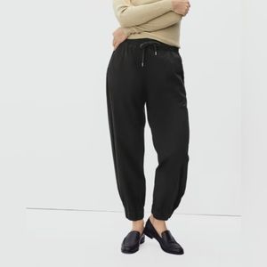 The Easy Jogger Pants